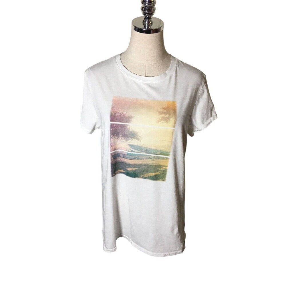 Prana Top Women's Size Large White 100% Organic Cotton Printed T-Shirt Sunset
